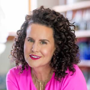 photo portrait of Michelle Breyer